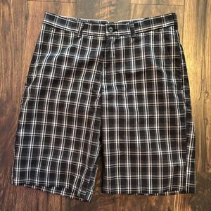 PGA TOUR SHORTS MENS 30 PLAID BLACK GRAY DARK WASH 10” INSEAM ZIPPER FLY GOLF